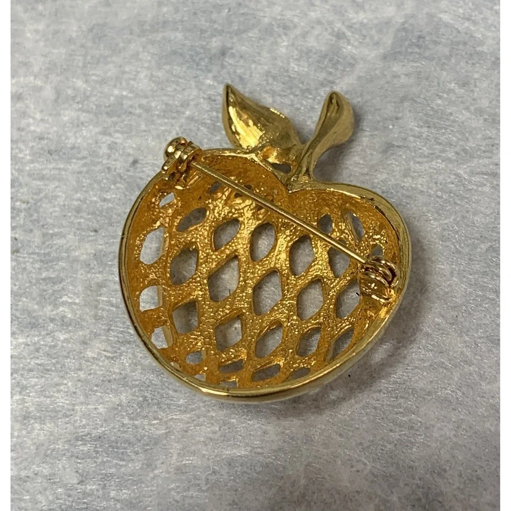 Vintage‎ Gold Toned Woven Apple Teacher Pin Broach 80s 90s